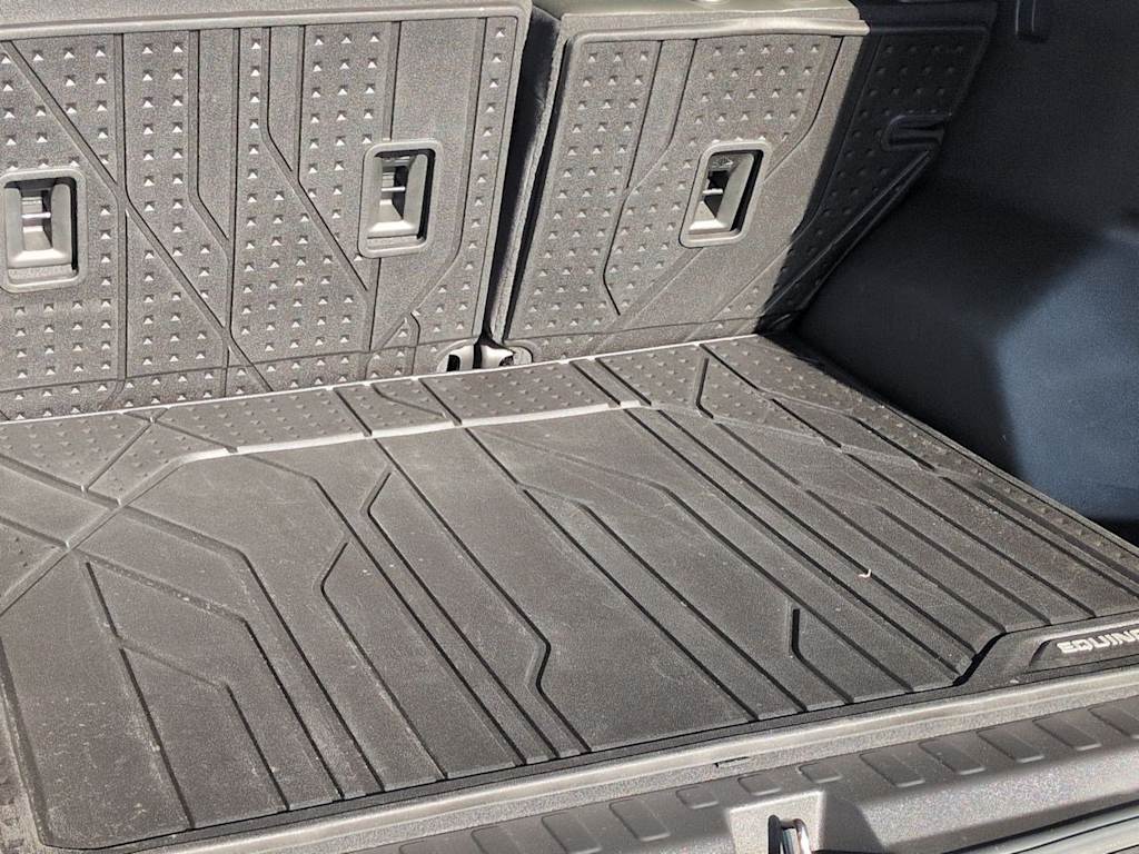 Thumbnail: 2023 Chevrolet Equinox - 18