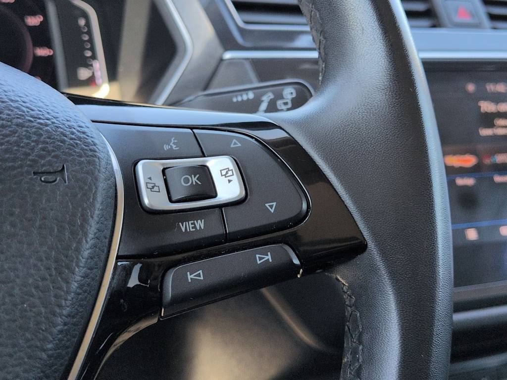 Thumbnail: 2020 Volkswagen Tiguan - 31