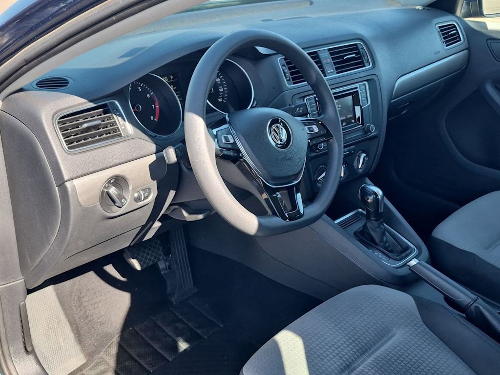 Thumbnail: 2018 Volkswagen Jetta - 2