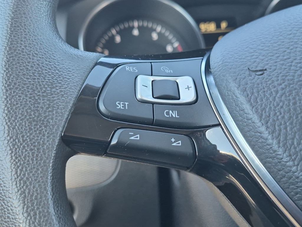 Thumbnail: 2018 Volkswagen Jetta - 29