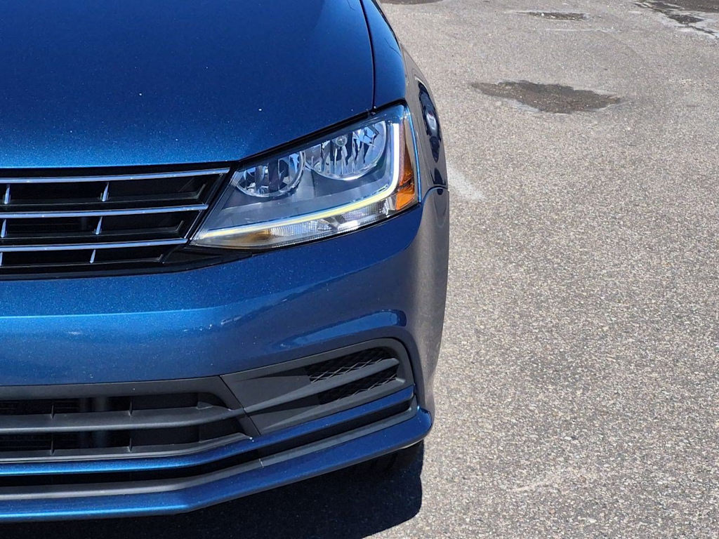Thumbnail: 2018 Volkswagen Jetta - 24