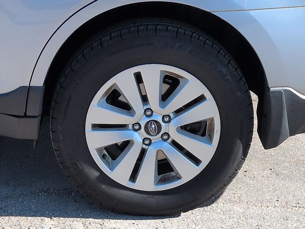 Thumbnail: 2017 Subaru Outback - 8
