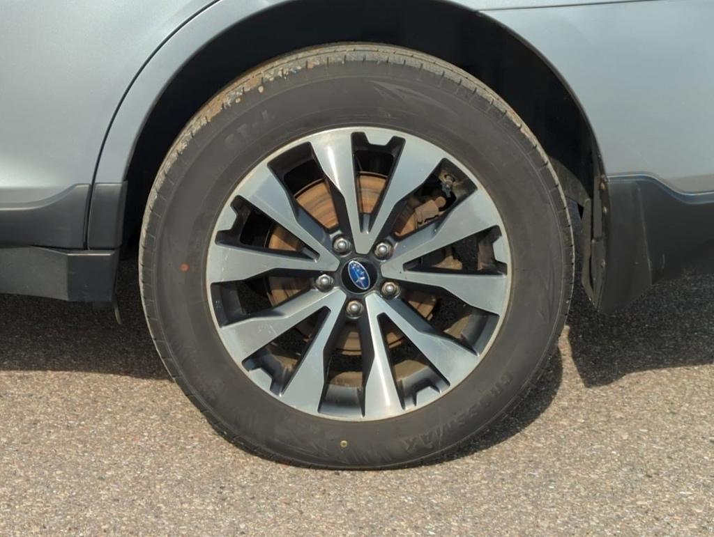 Thumbnail: 2016 Subaru Outback - 8