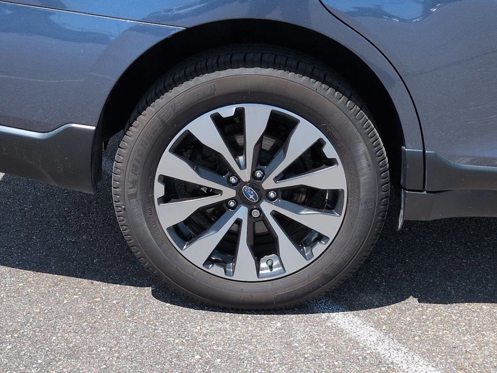 Thumbnail: 2017 Subaru Outback - 8