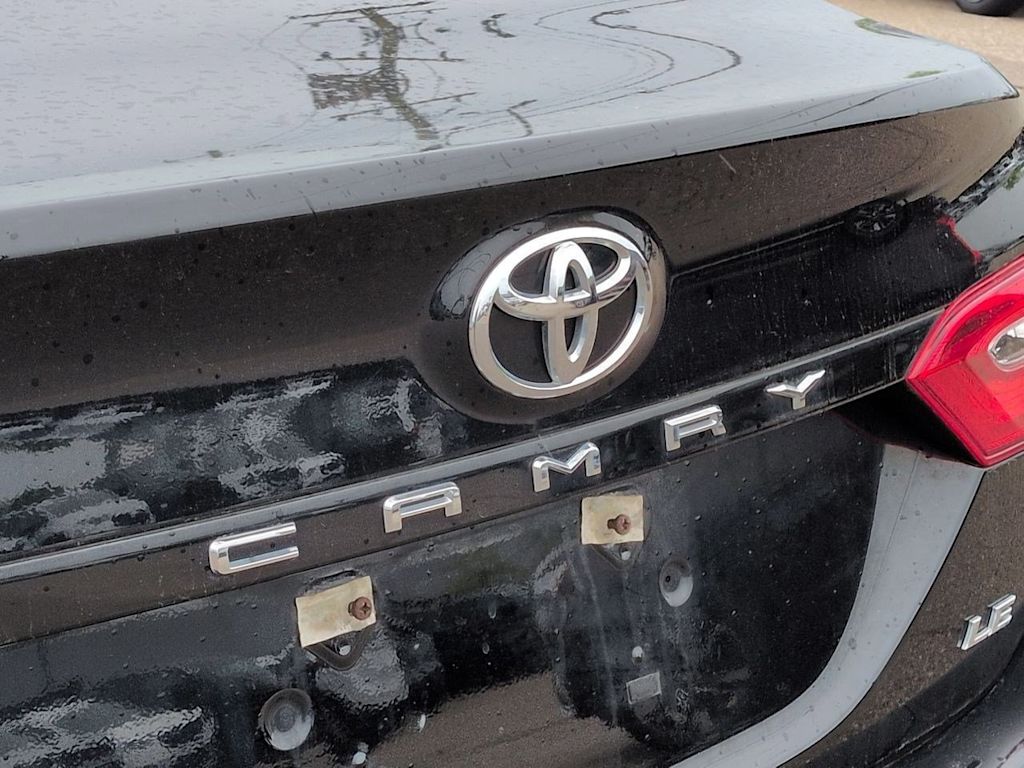 Thumbnail: 2020 Toyota Camry - 23