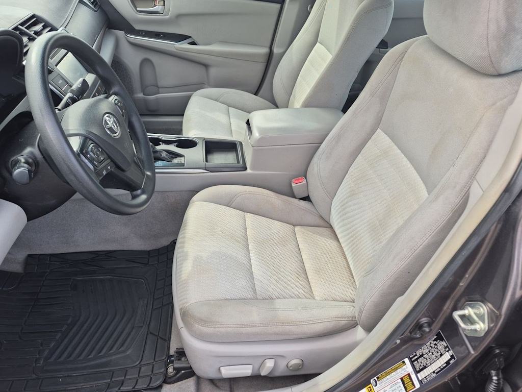 Thumbnail: 2015 Toyota Camry - 10