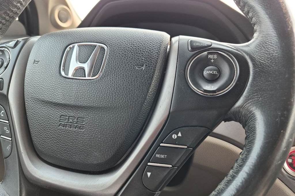 Thumbnail: 2016 Honda Pilot - 32