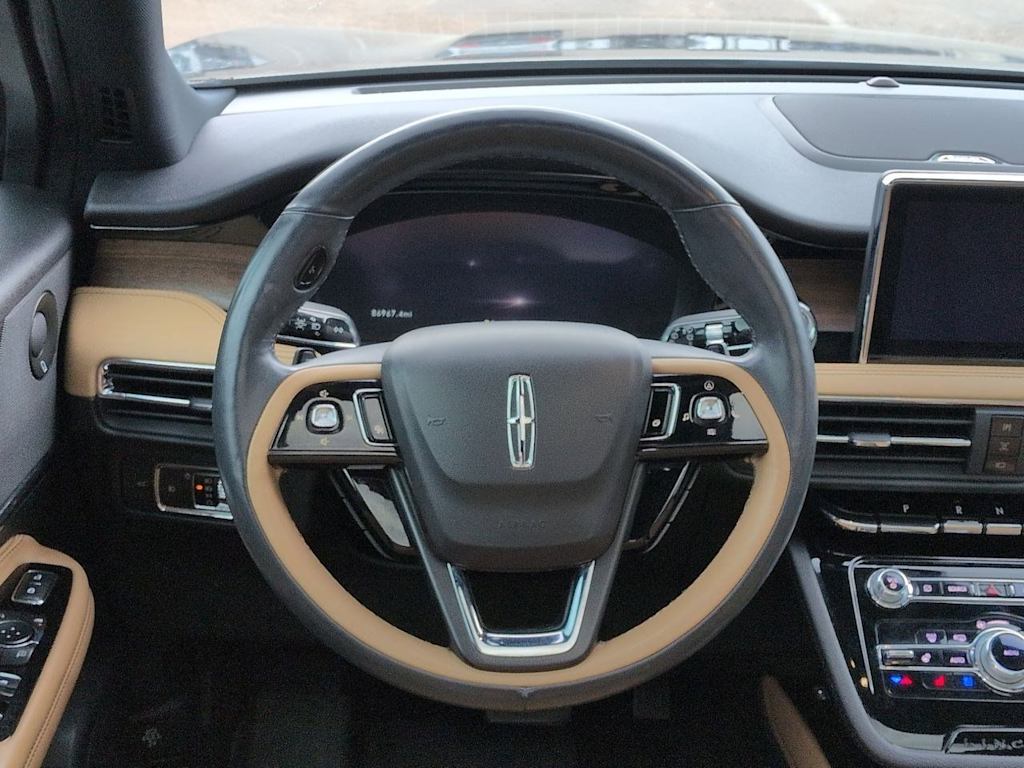 Thumbnail: 2021 Lincoln Corsair - 14