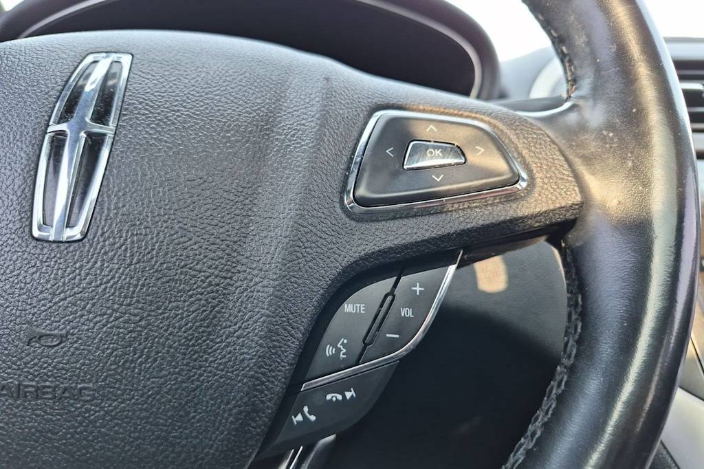 Thumbnail: 2018 Lincoln MKC - 28