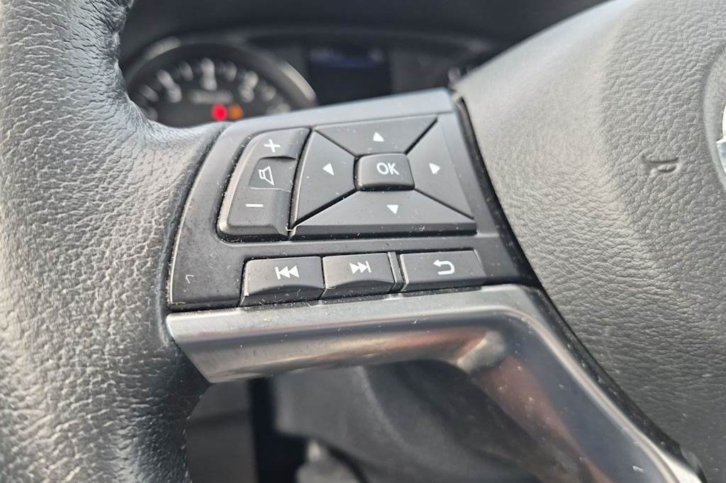 Thumbnail: 2019 Nissan Rogue - 30