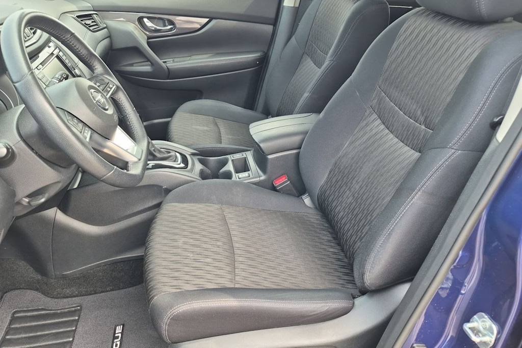 Thumbnail: 2019 Nissan Rogue - 11