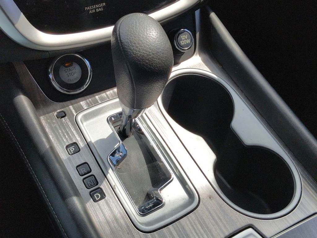 Thumbnail: 2015 Nissan Murano - 15