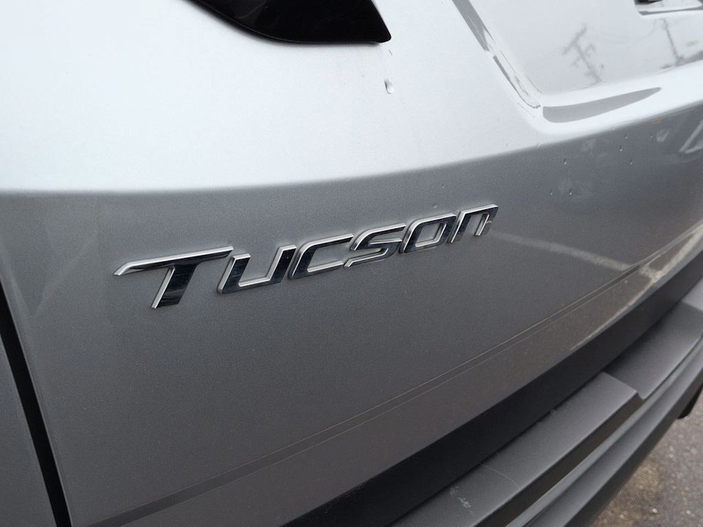 Thumbnail: 2023 Hyundai Tucson - 25