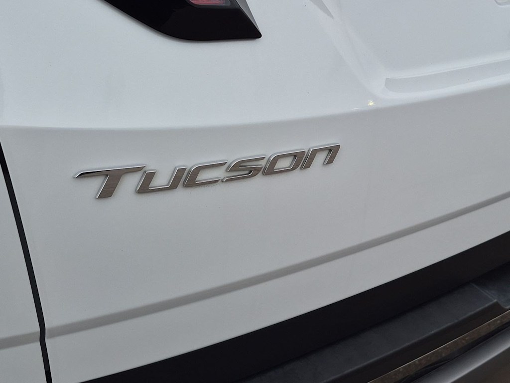 Thumbnail: 2022 Hyundai Tucson - 24