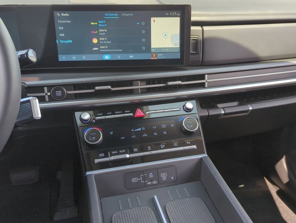 Thumbnail: 2024 Hyundai Santa Fe - 30