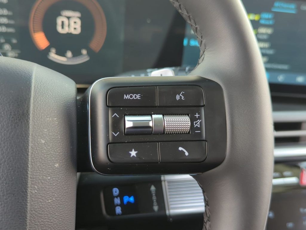 Thumbnail: 2024 Hyundai Santa Fe - 28