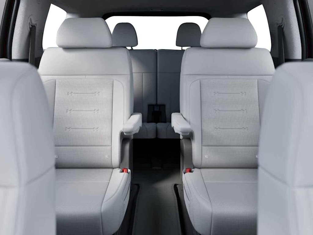 Thumbnail: 2027 Hyundai Santa Fe - 6