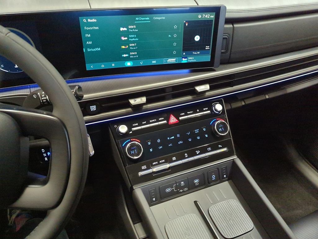 Thumbnail: 2025 Hyundai Santa Fe - 13