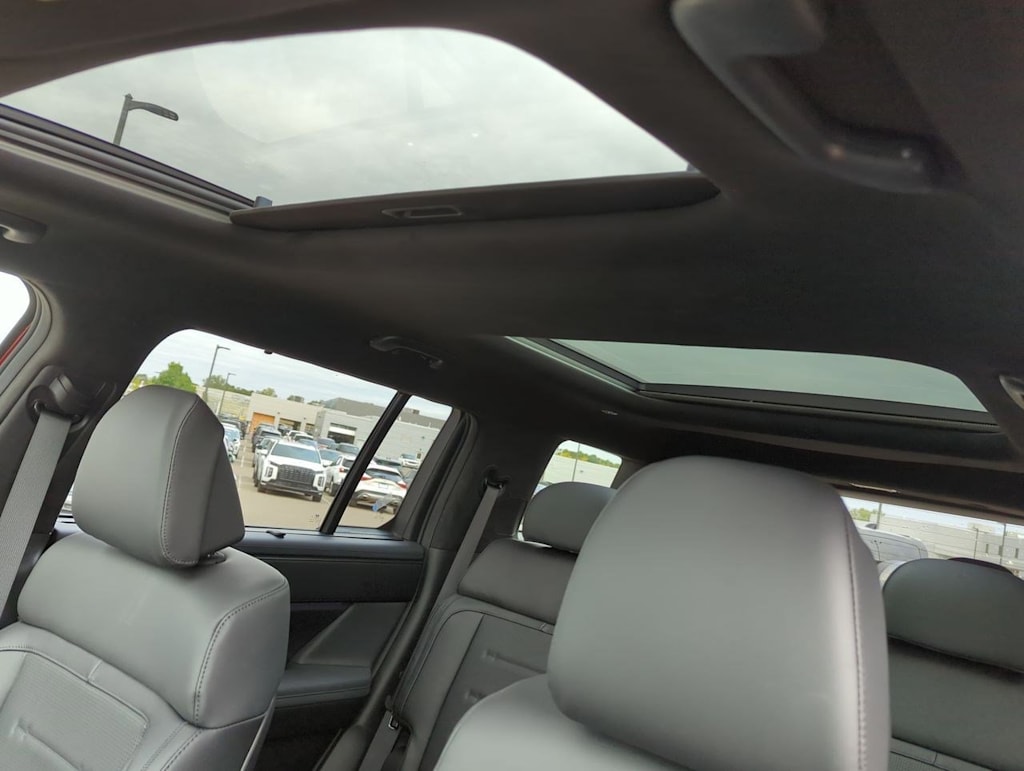 Thumbnail: 2025 Hyundai Santa Fe - 23