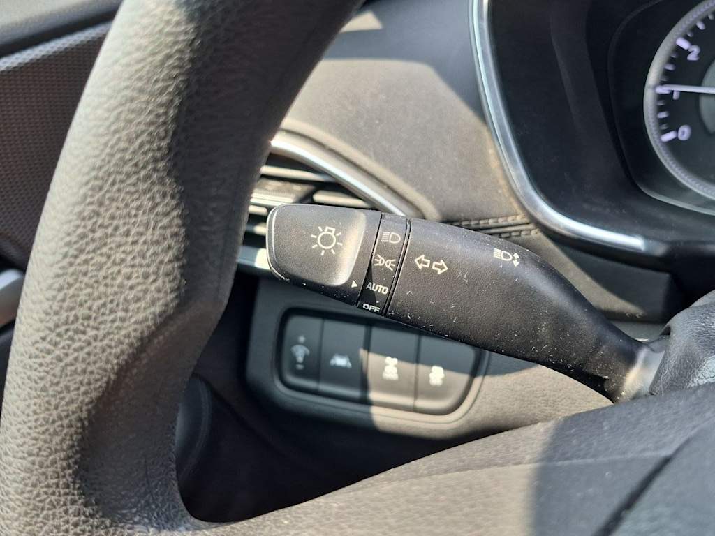 Thumbnail: 2020 Hyundai Santa Fe - 31
