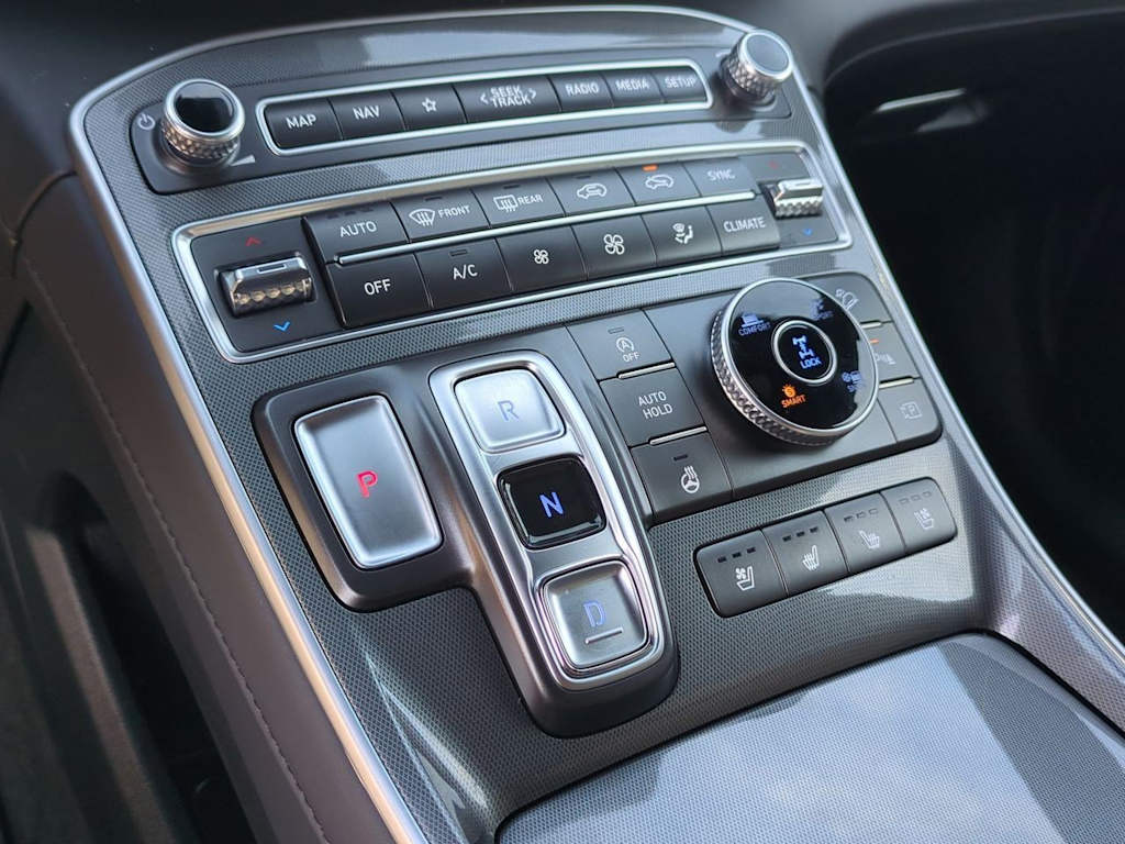 Thumbnail: 2023 Hyundai Santa Fe - 15