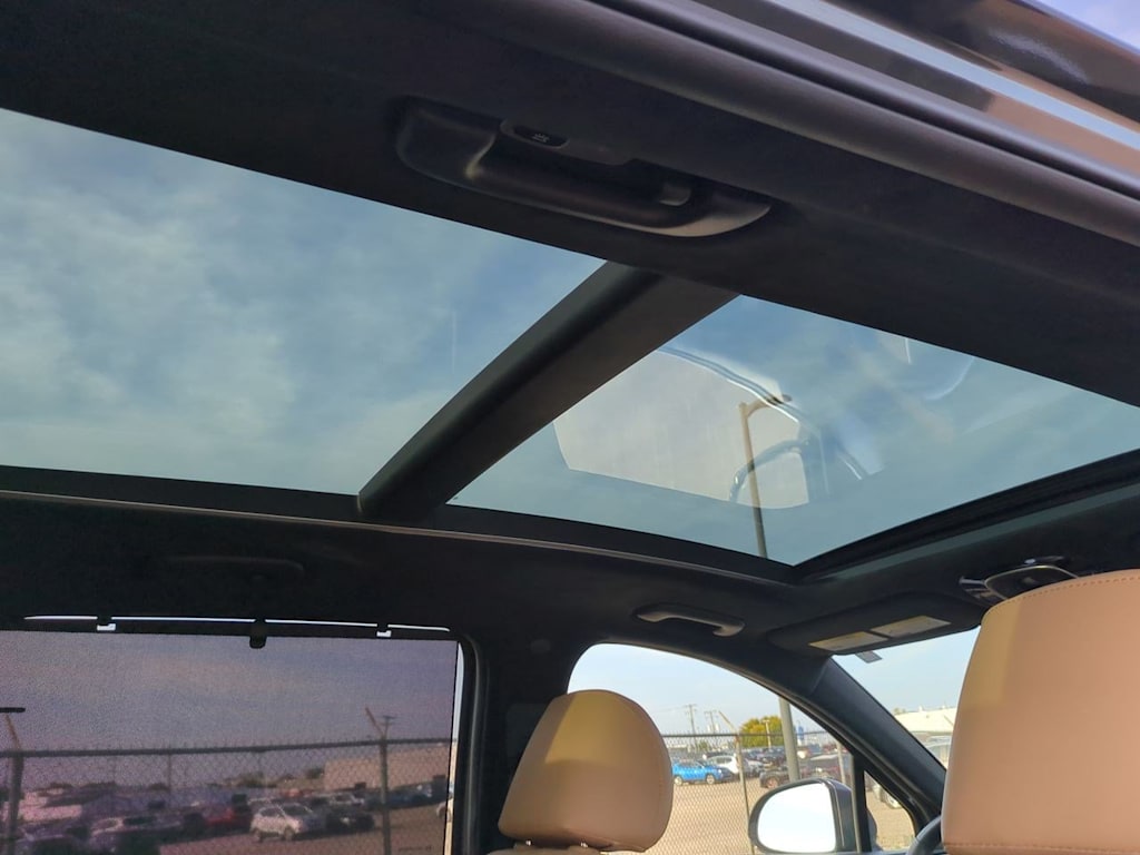 Thumbnail: 2023 Hyundai Santa Fe - 28