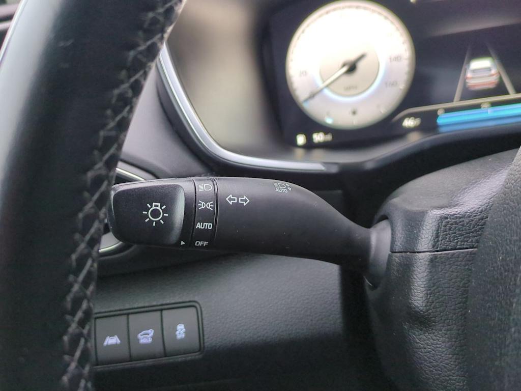 Thumbnail: 2022 Hyundai Santa Fe - 30