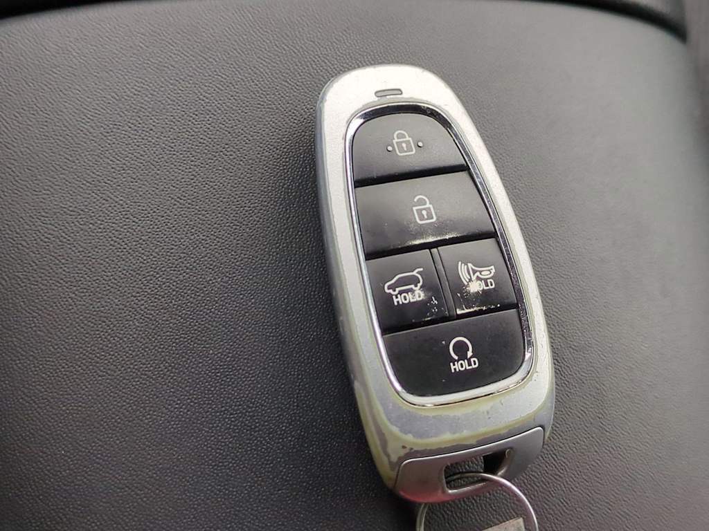 Thumbnail: 2022 Hyundai Santa Fe - 19