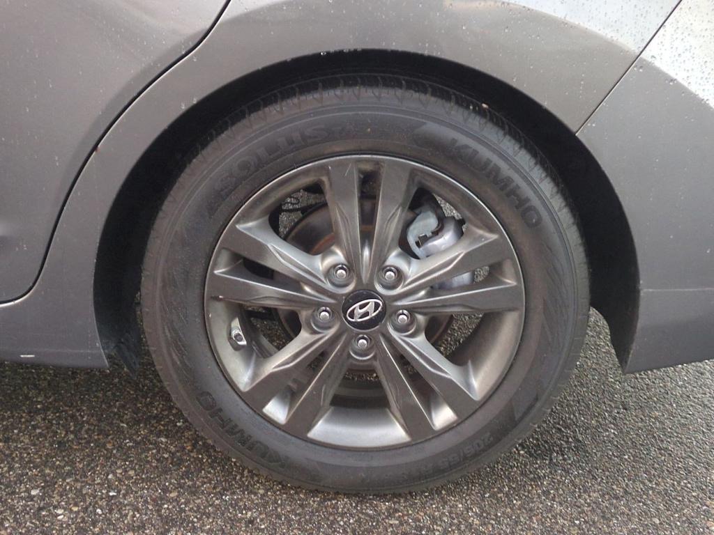 Thumbnail: 2018 Hyundai Elantra - 8