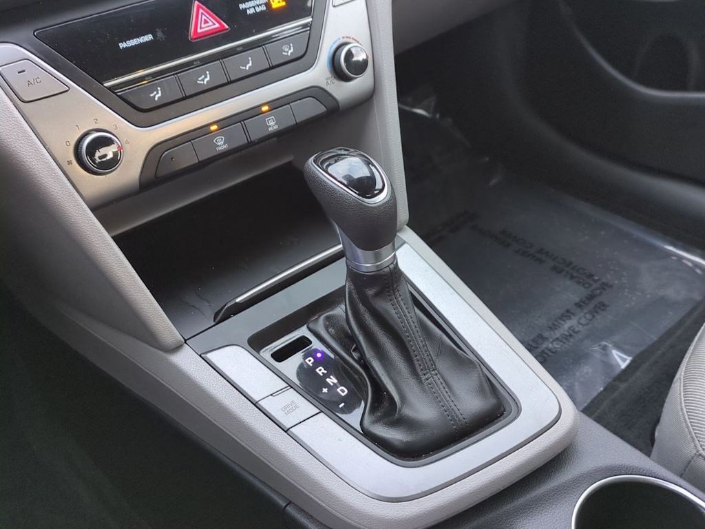 Thumbnail: 2018 Hyundai Elantra - 31