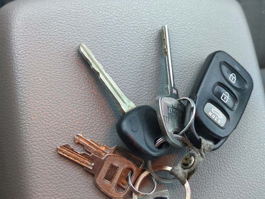 Thumbnail: 2018 Hyundai Elantra - 32