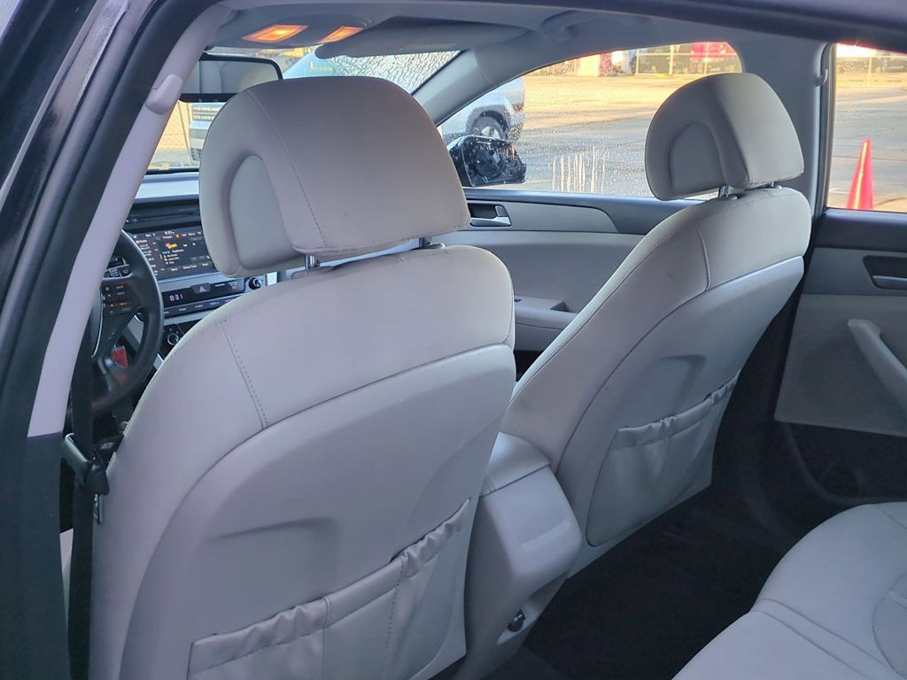 Thumbnail: 2017 Hyundai Sonata - 12