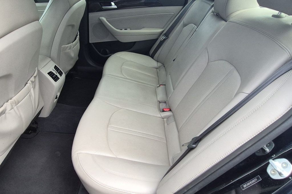 Thumbnail: 2015 Hyundai Sonata - 27