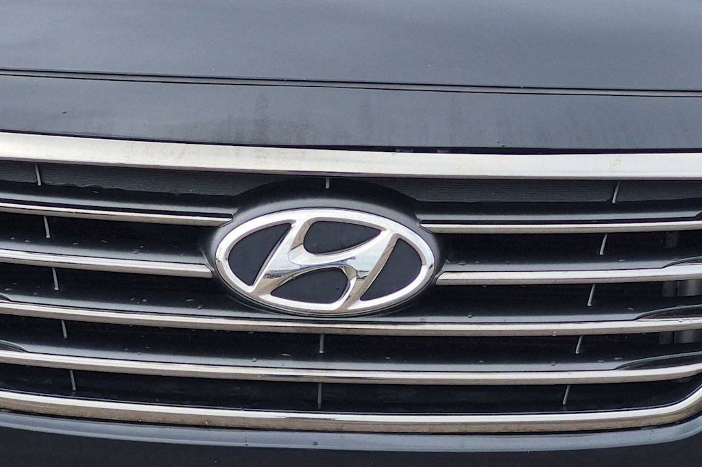 Thumbnail: 2015 Hyundai Sonata - 7