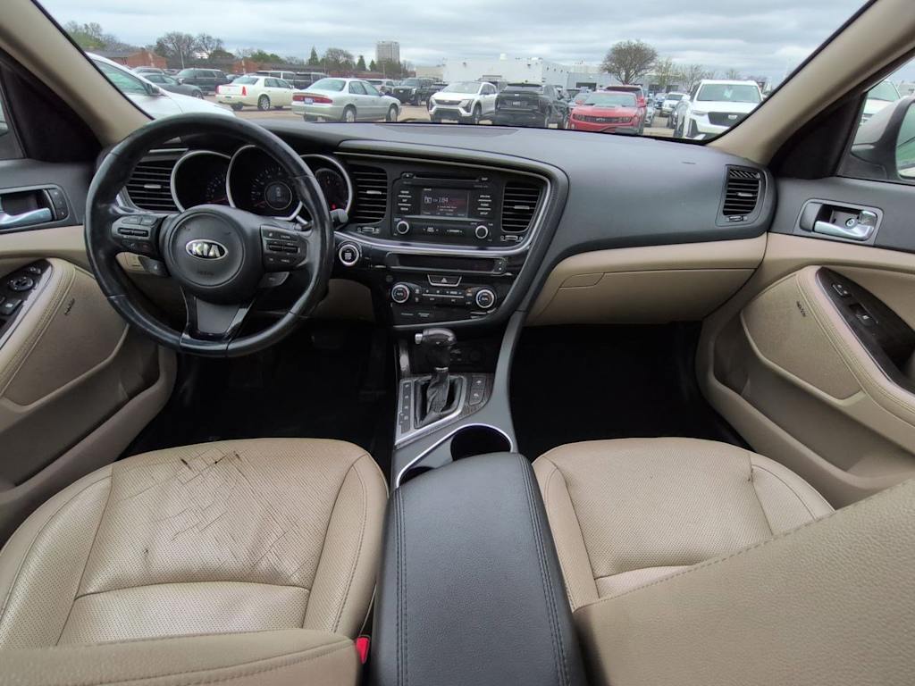 Thumbnail: 2015 Kia Optima - 10