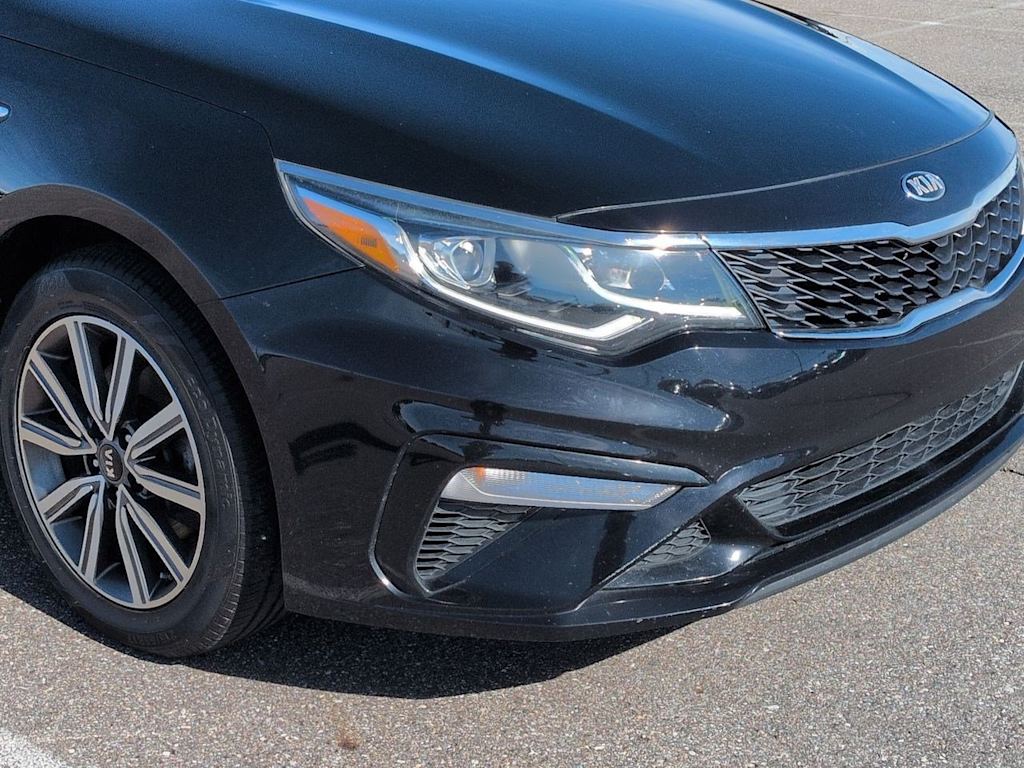 Thumbnail: 2019 Kia Optima - 24
