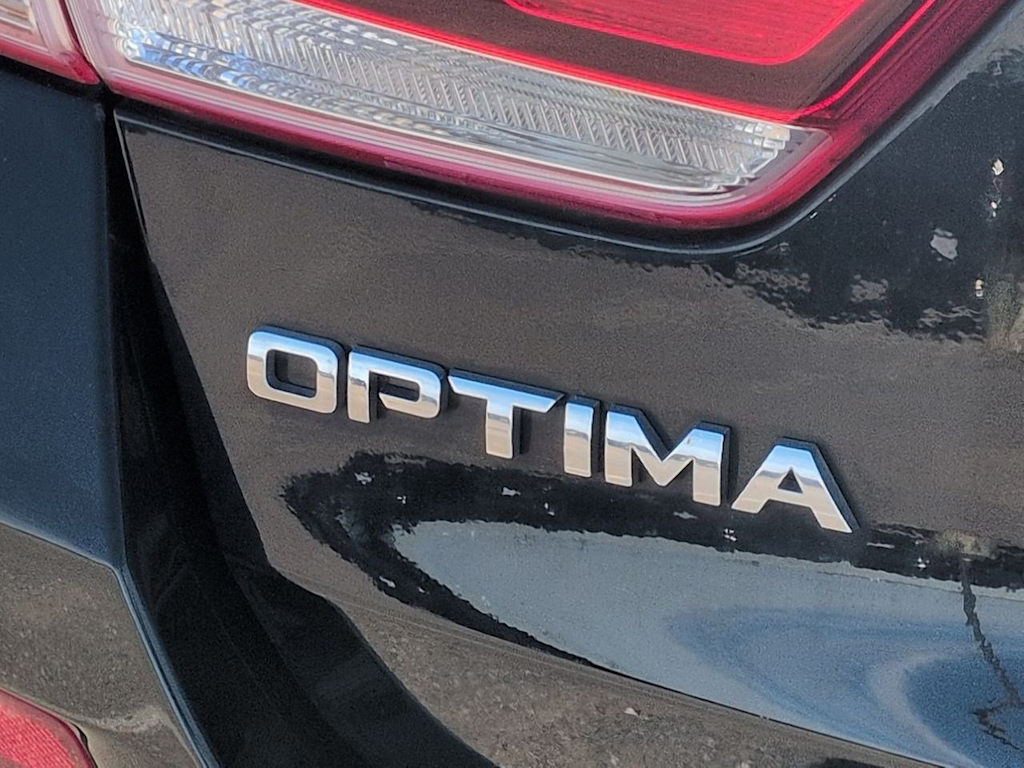 Thumbnail: 2019 Kia Optima - 25