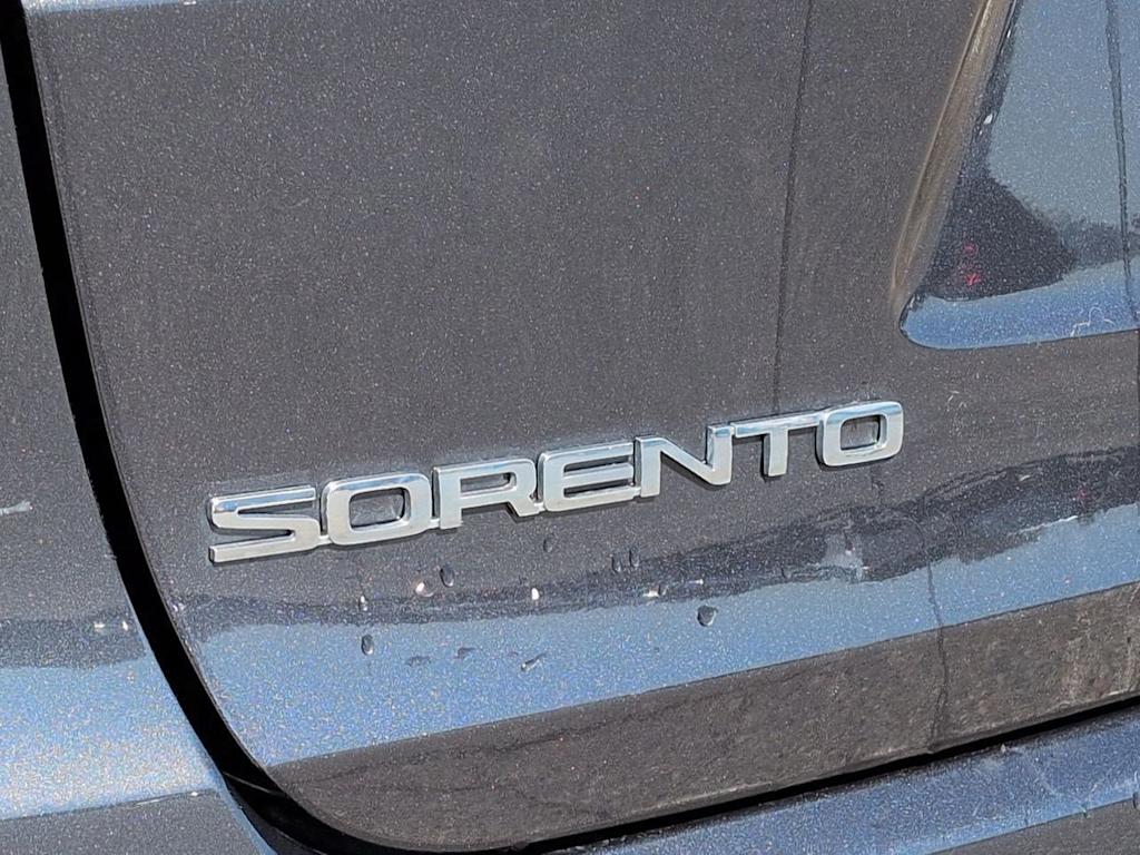 Thumbnail: 2017 Kia Sorento - 25