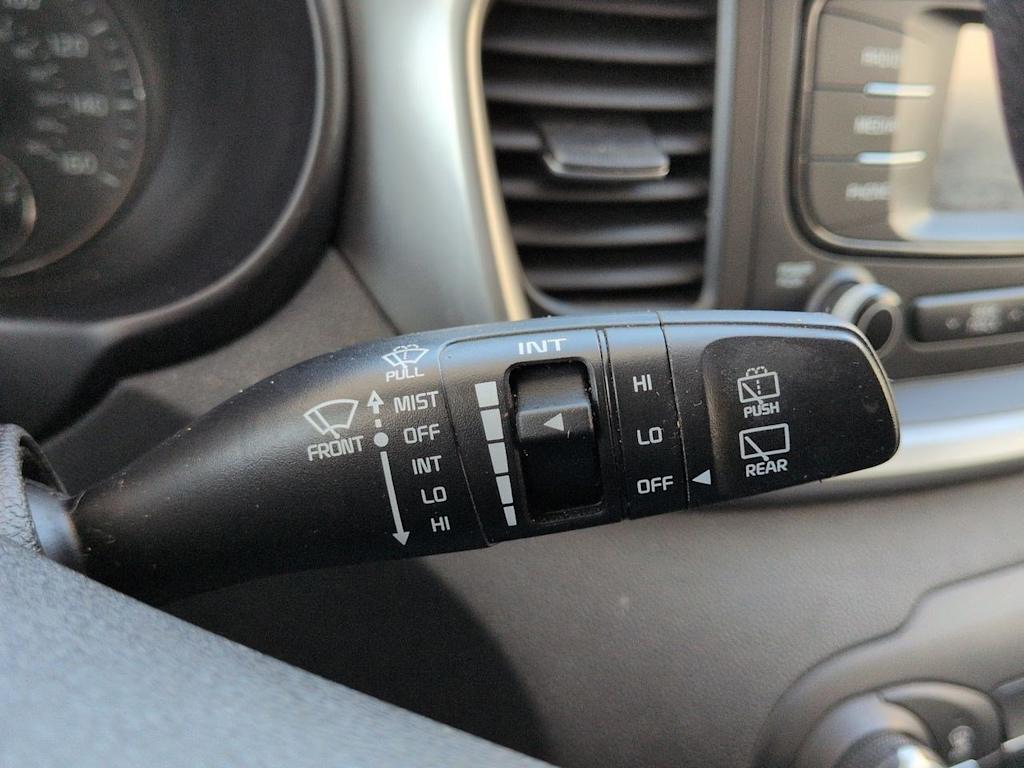 Thumbnail: 2017 Kia Sorento - 31