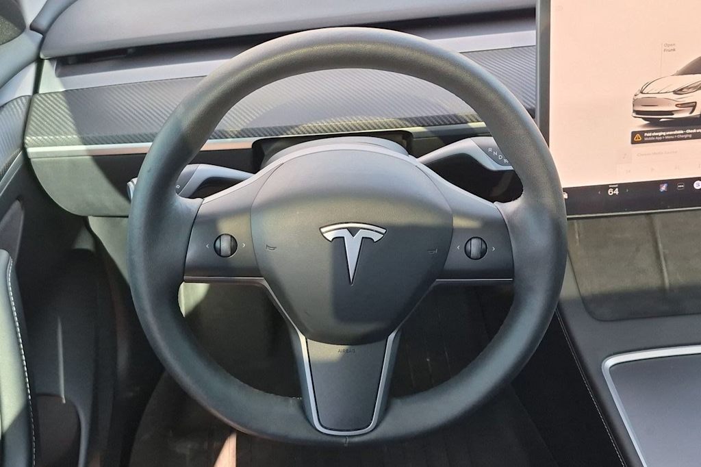 Thumbnail: 2023 Tesla Model 3 - 13