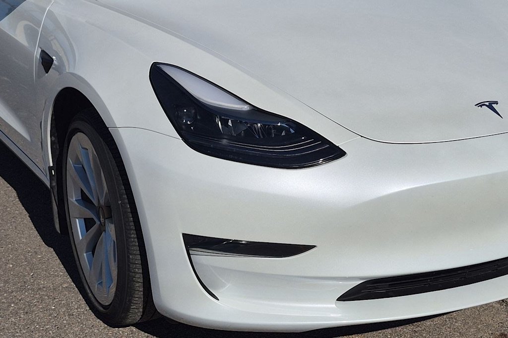 Thumbnail: 2023 Tesla Model 3 - 7
