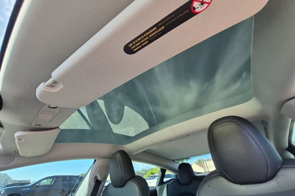 Thumbnail: 2023 Tesla Model 3 - 23