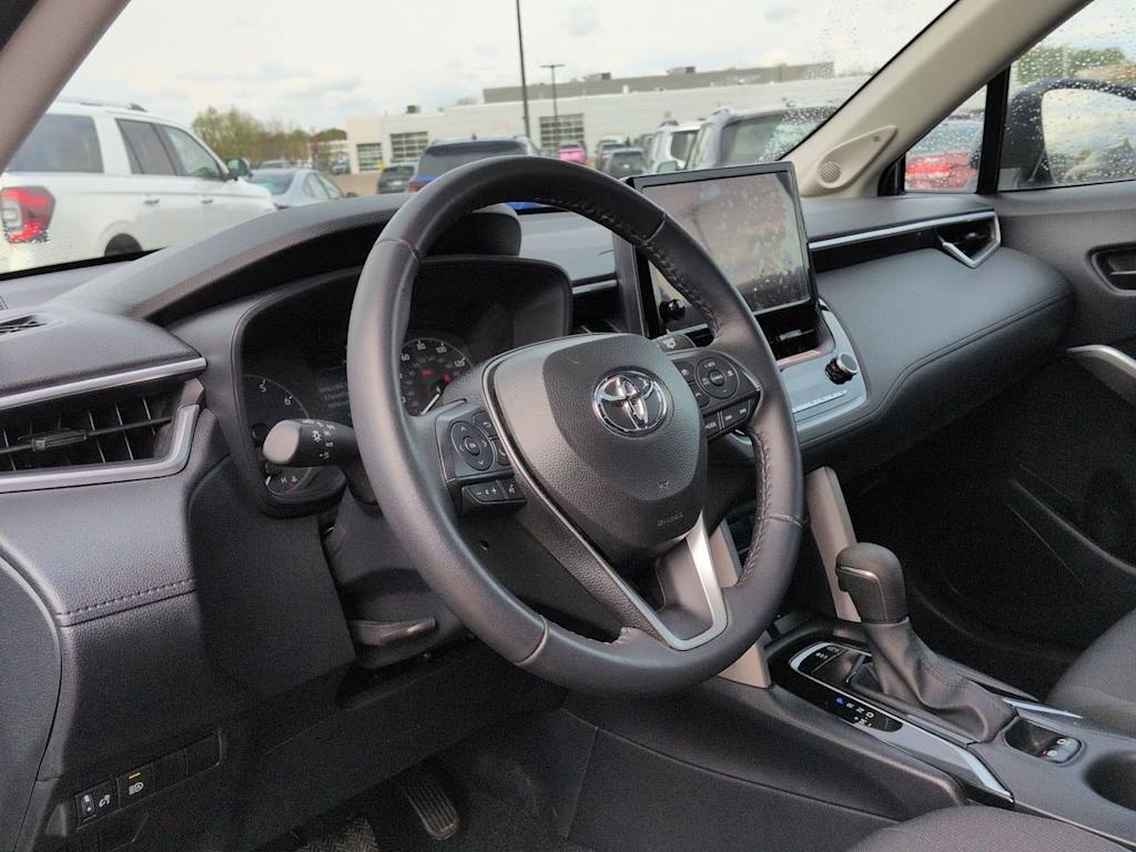 Thumbnail: 2024 Toyota Corolla Cross - 2