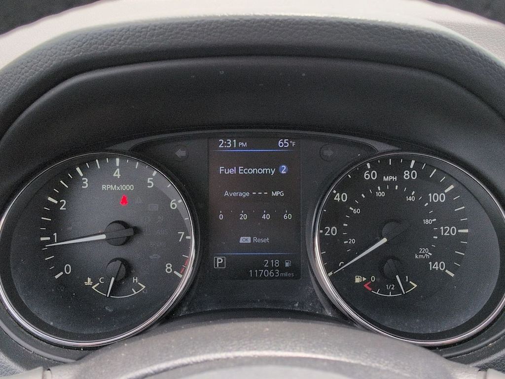 Thumbnail: 2019 Nissan Rogue Sport - 18