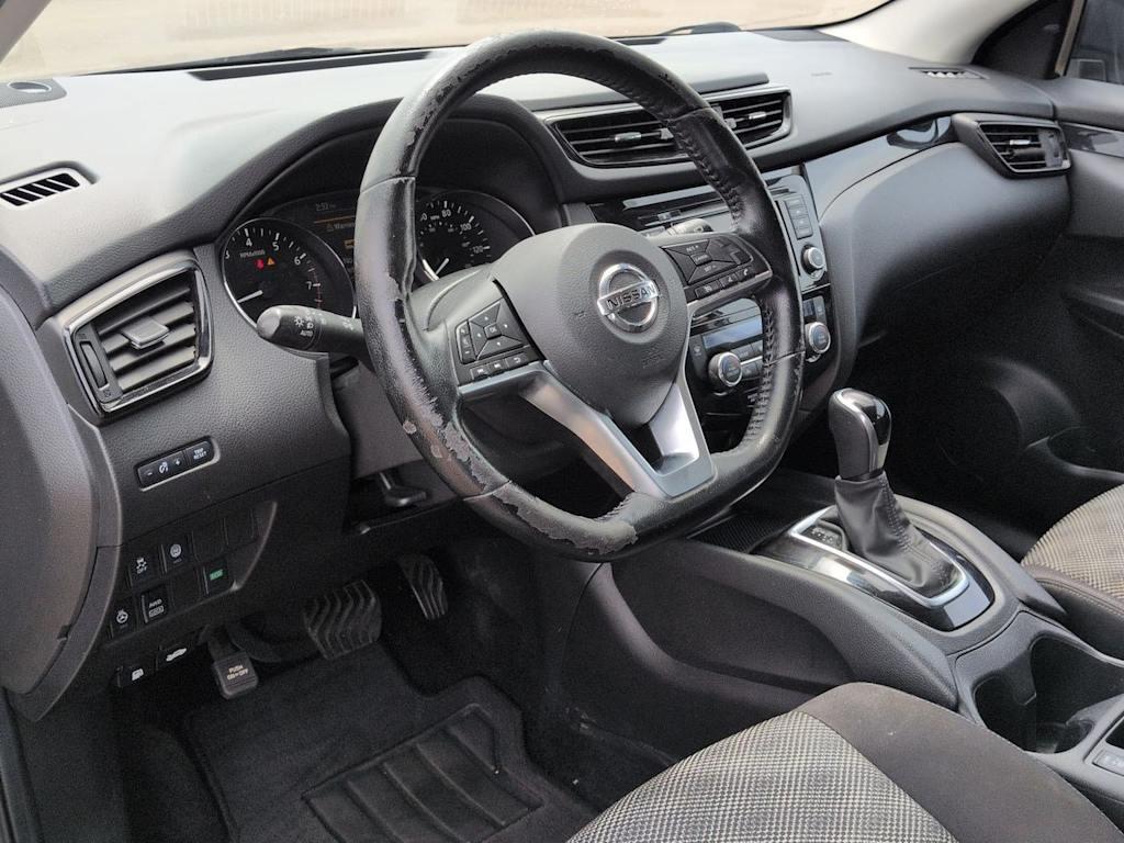 Thumbnail: 2019 Nissan Rogue Sport - 2