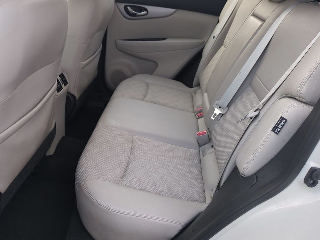 Thumbnail: 2020 Nissan Rogue Sport - 26