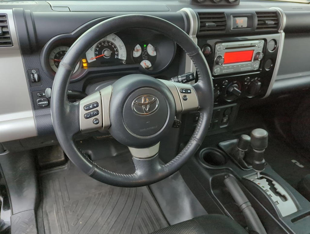 2012 Toyota FJ Cruiser Base 8