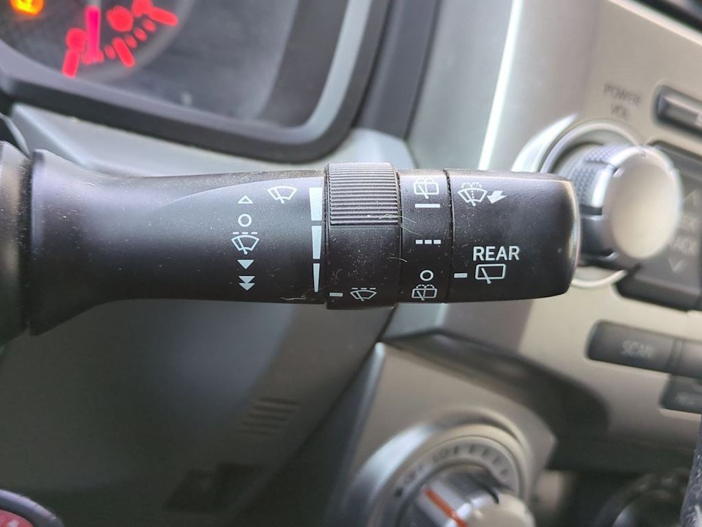 Thumbnail: 2011 Toyota 4Runner - 32