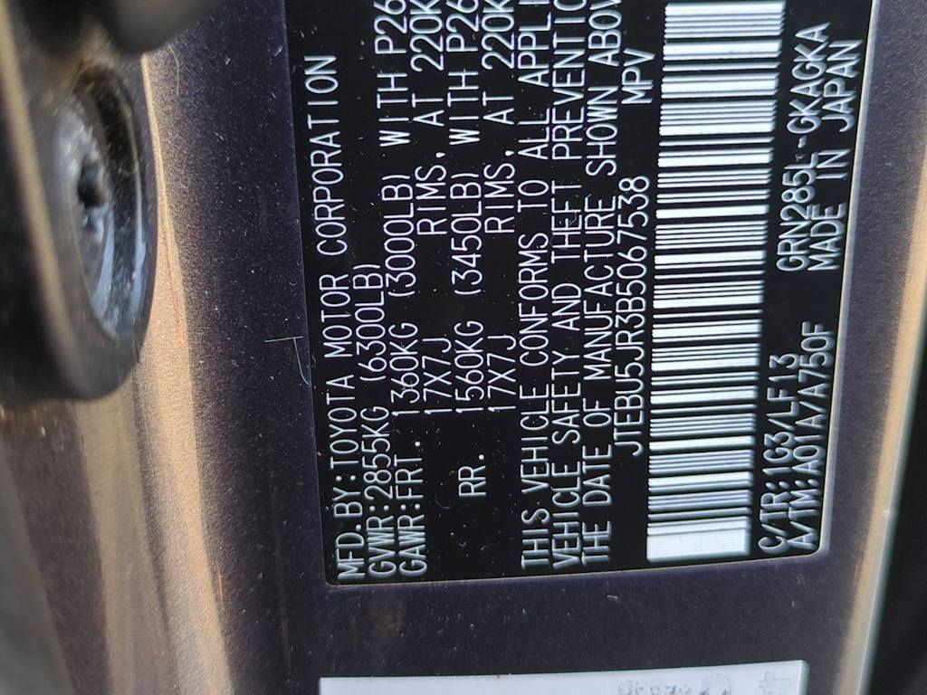 Thumbnail: 2011 Toyota 4Runner - 19