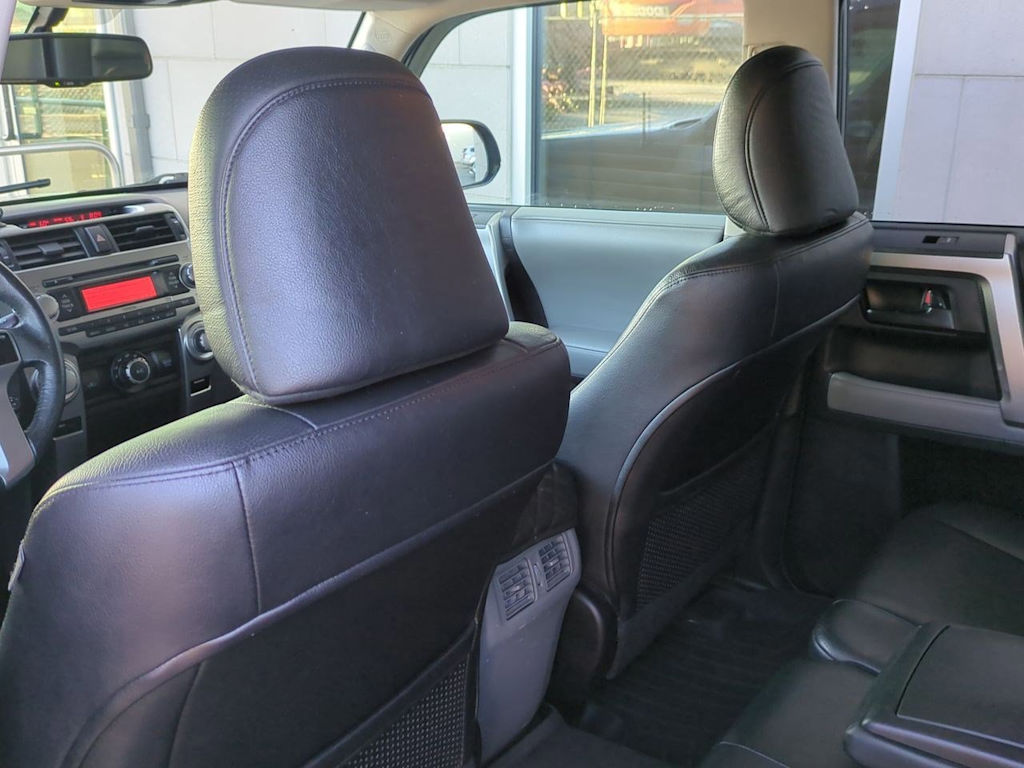 Thumbnail: 2011 Toyota 4Runner - 11